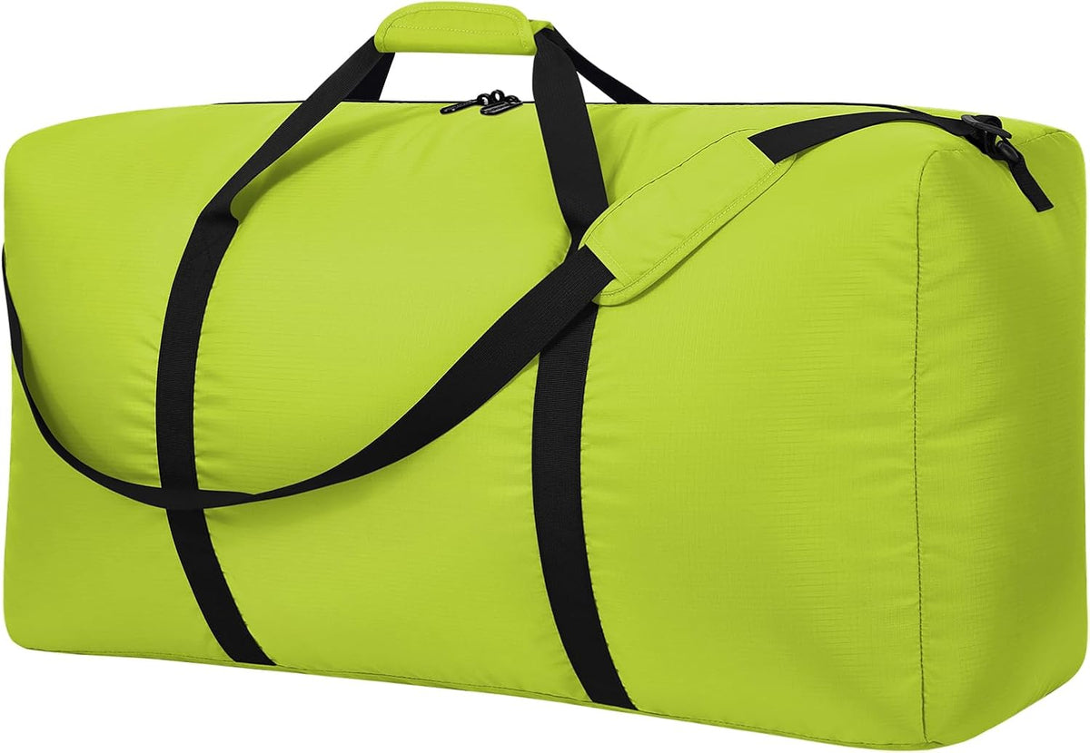 IFARADAY extra large duffel bag in use outdoors