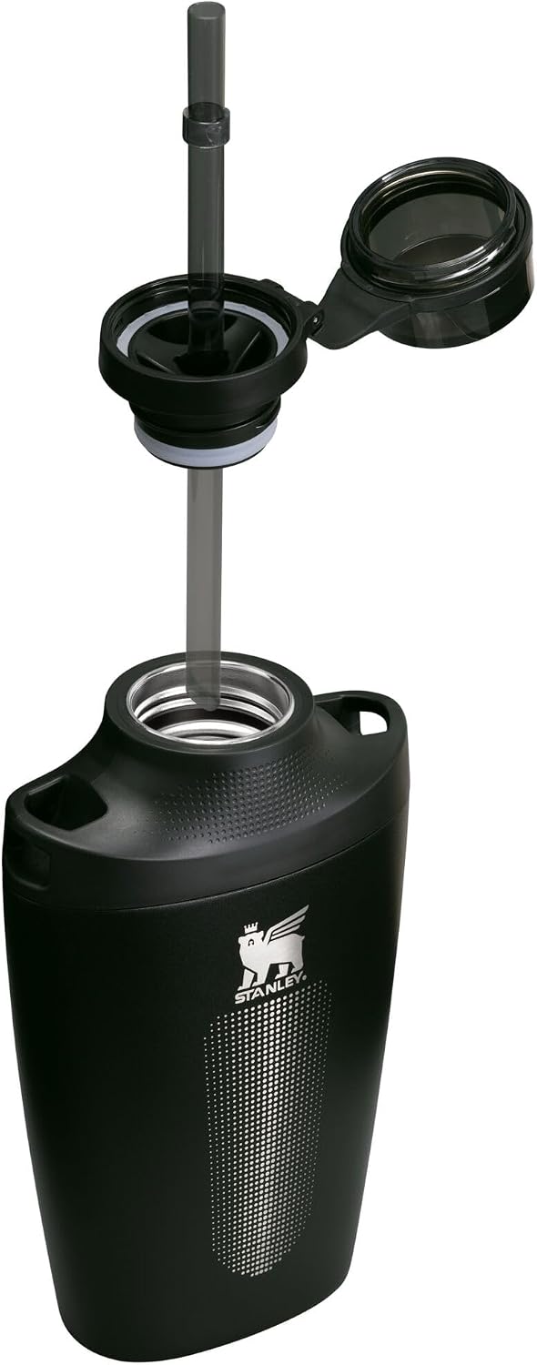 Stanley Cross Bottle 23 Ounce Black leakproof Tritan lid close up