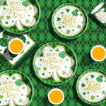Complete St. Patrick's Day disposable party supply kit