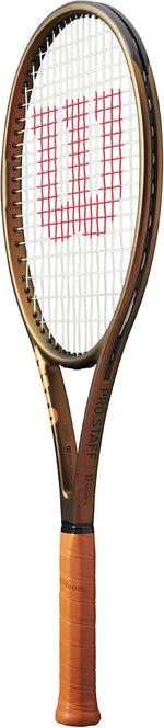 Wilson Pro Staff 97 V14 string pattern close up