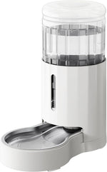 RIZZARI vertical tower pet water fountain displaying visible water level monitoring
