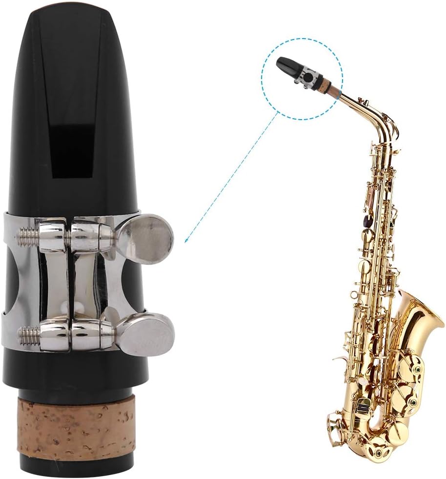 Adjustable retractable clarinet neck strap with metal hook