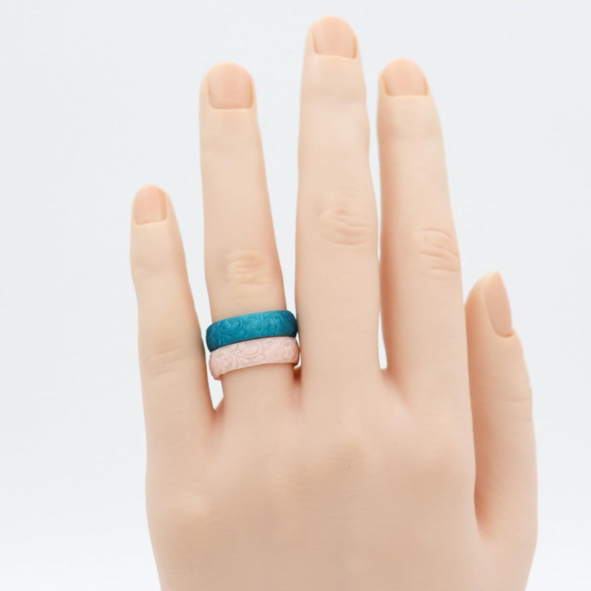 Zollen women's athletic silicone wedding rings on hand