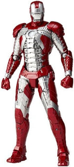 Kaiyodo Sci-Fi Revoltech Iron Man Mark V figure dynamic pose display