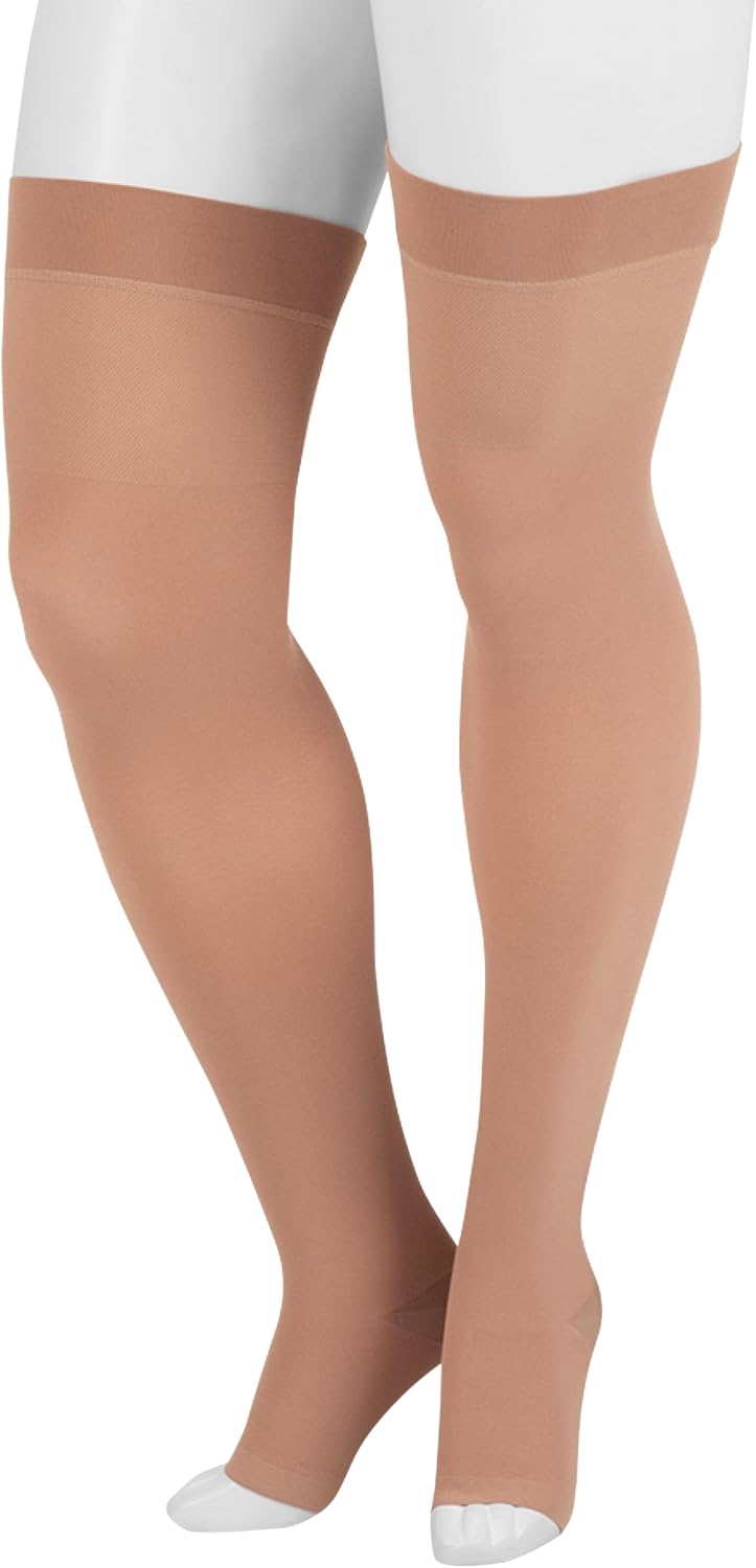 Juzo Dynamic 3511 compression stockings front view