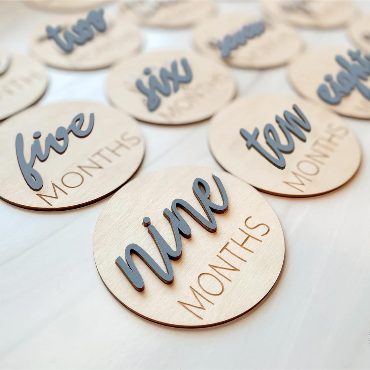 Eoscasely wooden baby monthly milestone markers disc front view for infant photography props