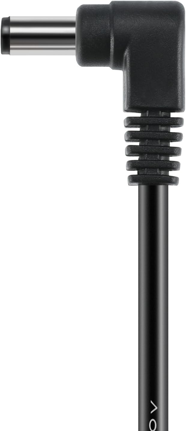 Donner male to male DC power patch cord in use