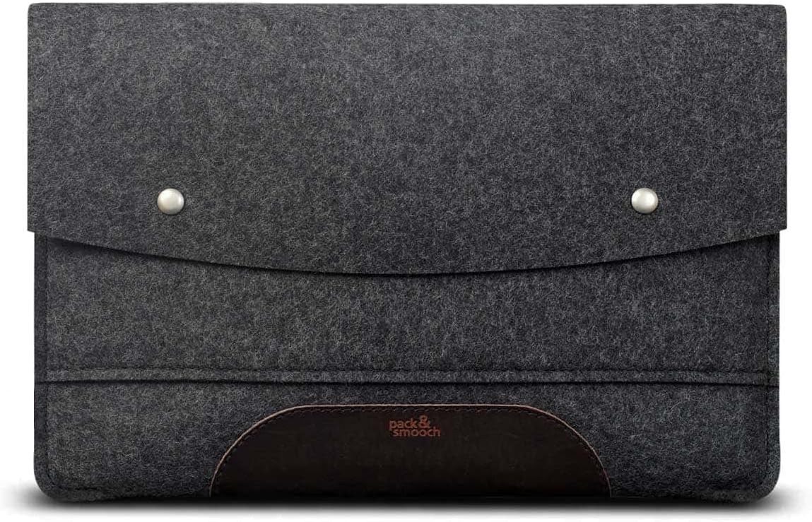 Pack And Smooch Hampshire MacBook Pro 13 felt case front view