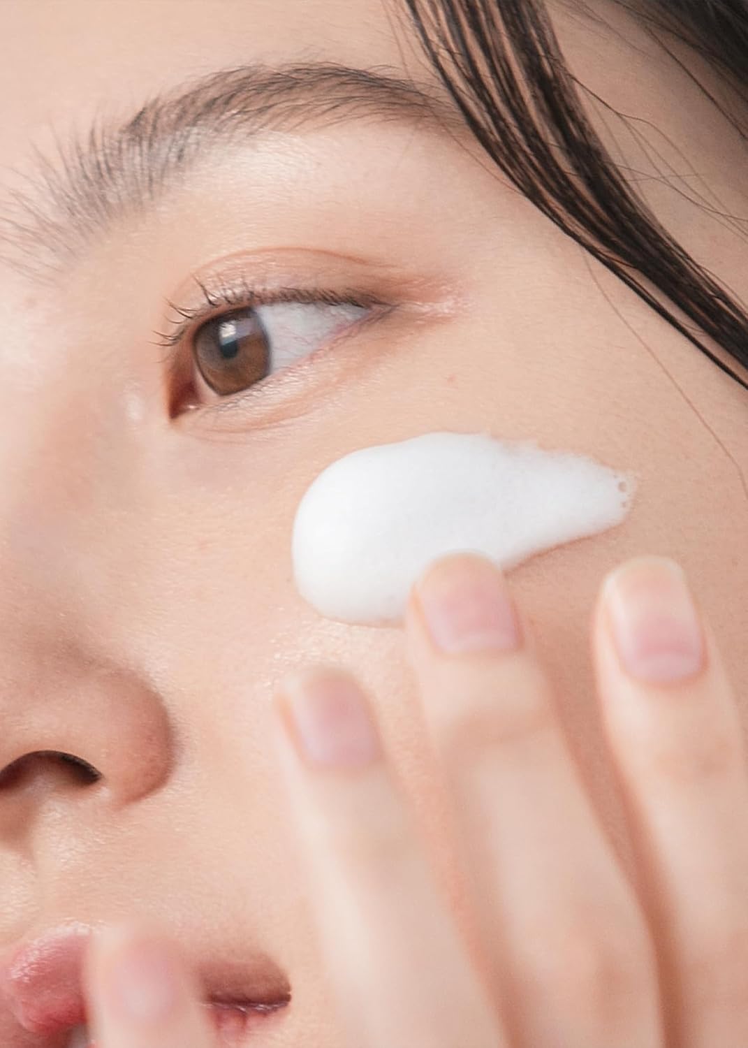 Authentic imported Celimax Derma Nature Relief 150ml cleanser emphasizing its skin barrier repair benefits