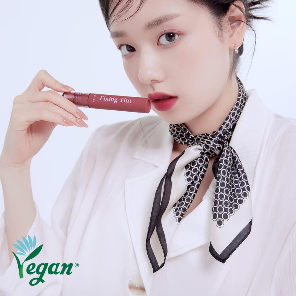 ETUDE Hydro Matte Lip Stain tube opened to display the precise applicator wand.