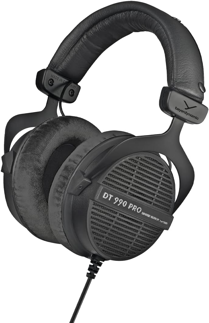 Beyerdynamic DT 990 PRO included drawstring storage bag