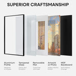Packaging and included wall mounting hardware kit details.