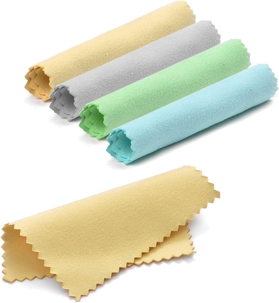 SEVENWELL travel friendly polishing cloth near eyeglasses