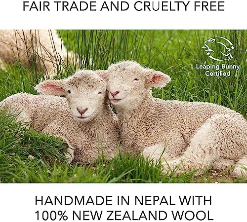 Authentic Friendsheep laundry accessories imported from USA for sustainable home care.