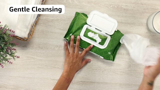 Group display of Medline FitRight personal cleansing cloths