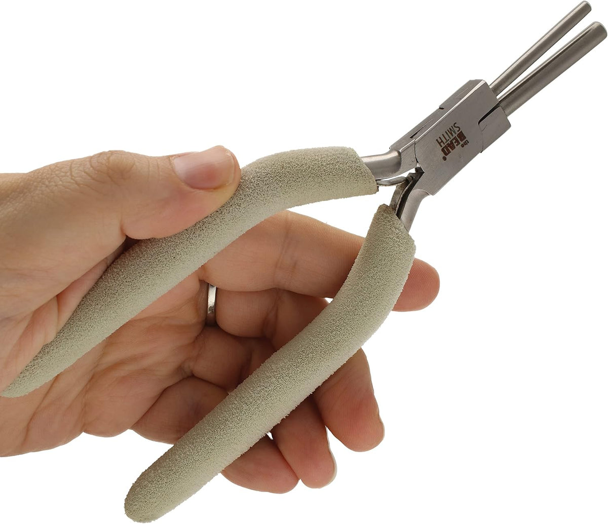 The Beadsmith Wire Elements series pliers open position
