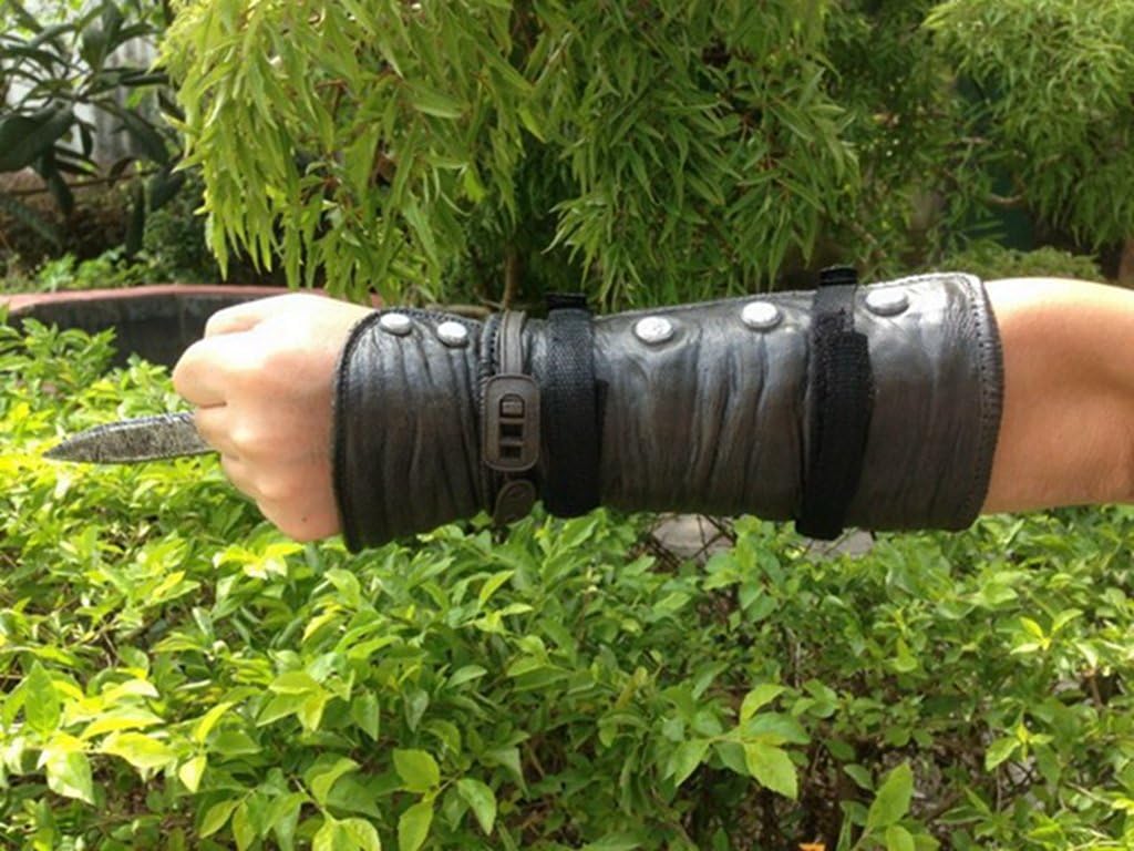 Assassin's Creed: Black Flag 4 Edward Kenway Hidden Rubber Blade Cosplay Weapons Props 1:1 Sleeves Sword - Image 7