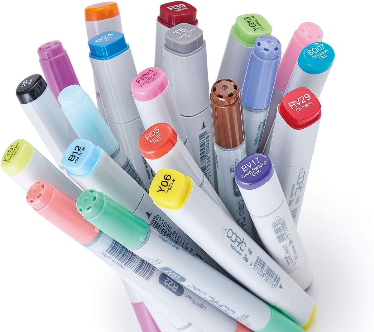 Copic Ciao marker displayed with color swatch sample