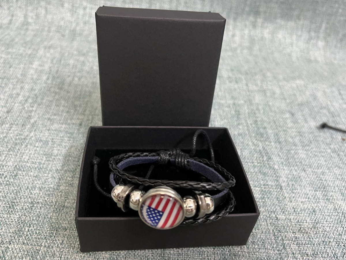 Nepomi zinc alloy bracelet angled side profile