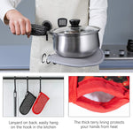 Leadiy 2 pieces pot holders set laid flat displaying dimensions