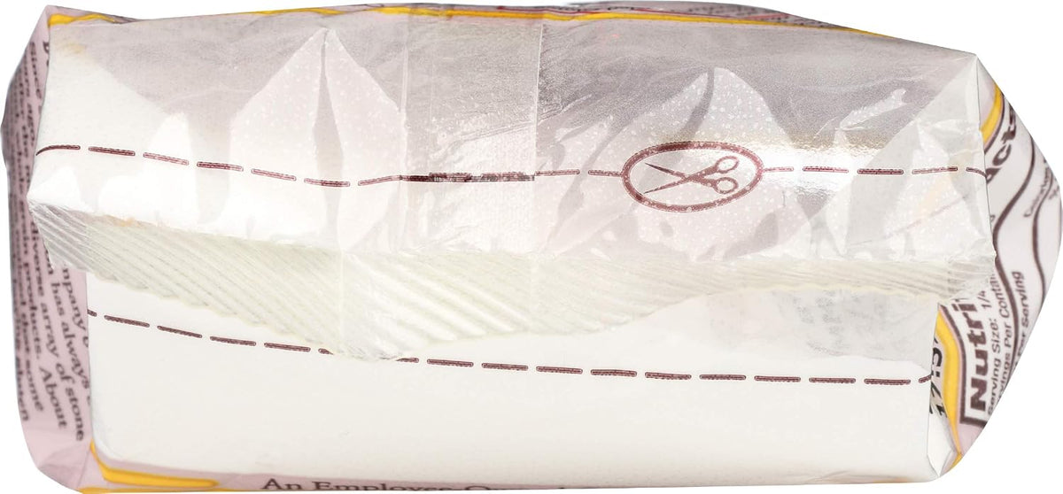Bob's Red Mill Baking Soda certification logos on package