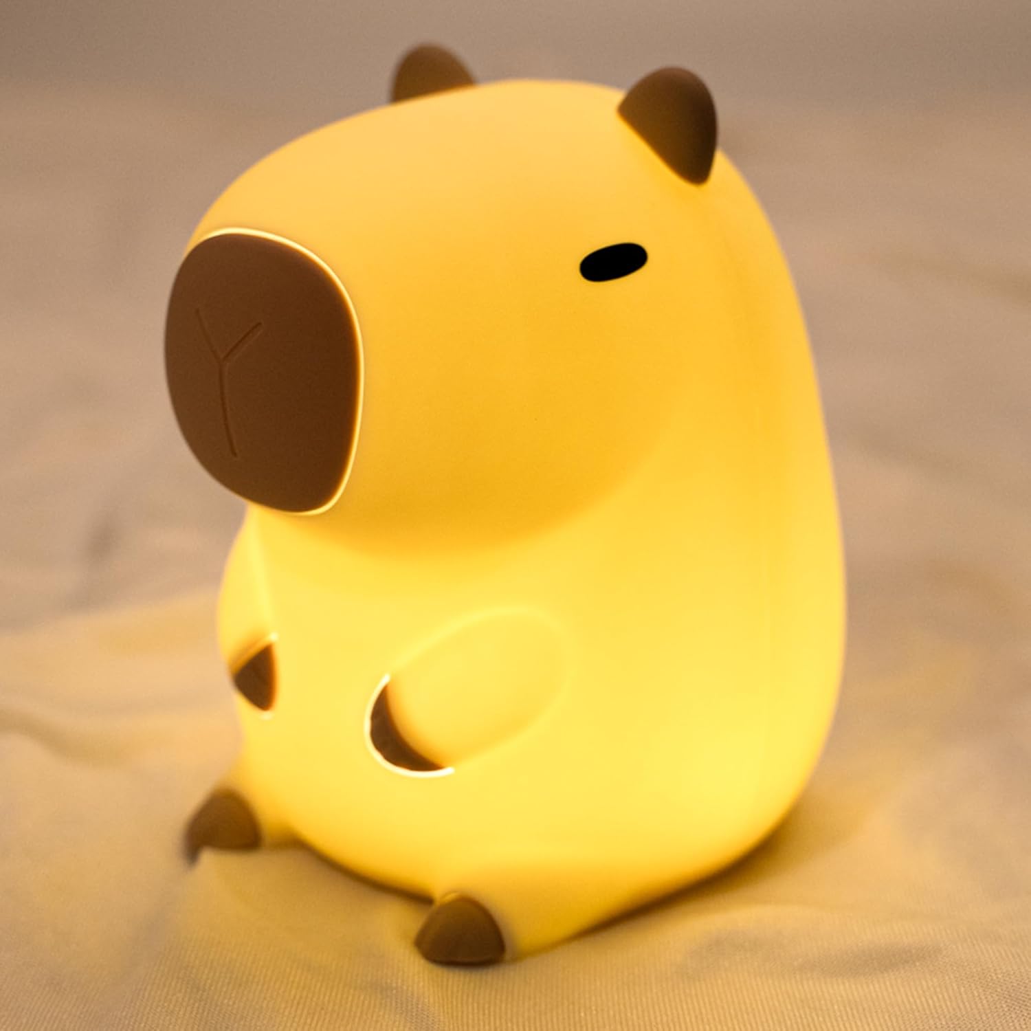 UNEEDE Cute Capybara Night Light front view