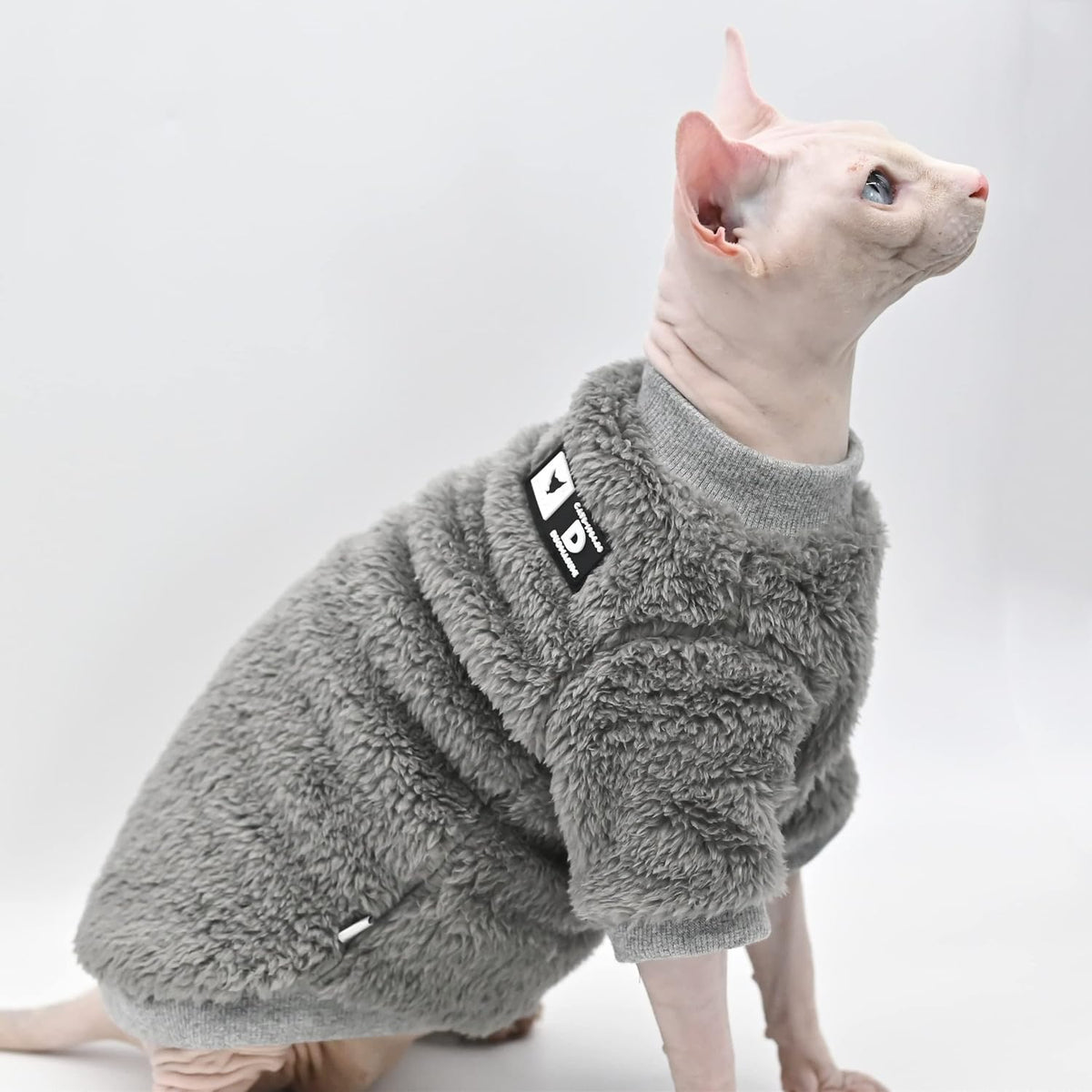 DUOMASUMI cat apparel folded layout and sizing