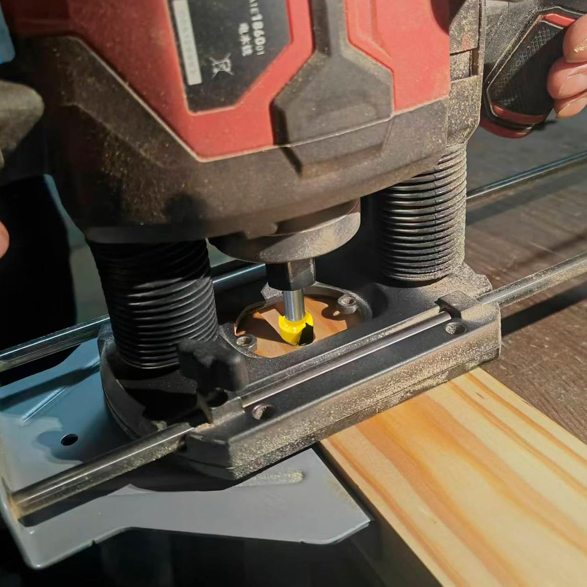 Side profile of the precision machined carbon steel router bit bodies