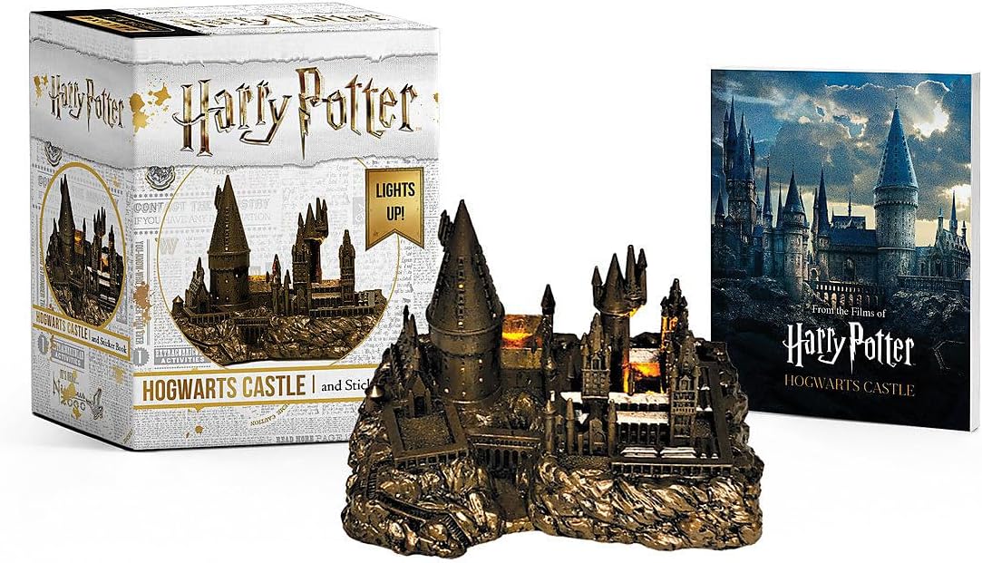 Harry Potter Hogwarts Castle and Sticker Book: Lights Up! (RP Minis) - Image 1