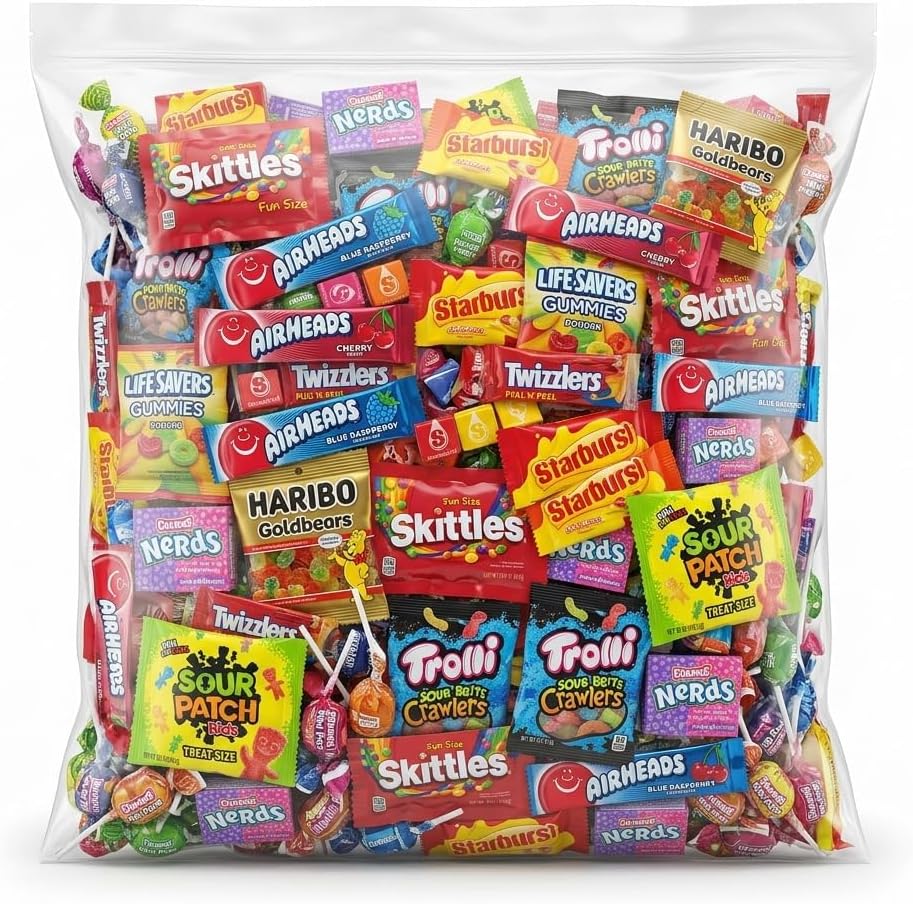 Assorted American gummies and sweet snacks ideal for pinatas and goodie bags.