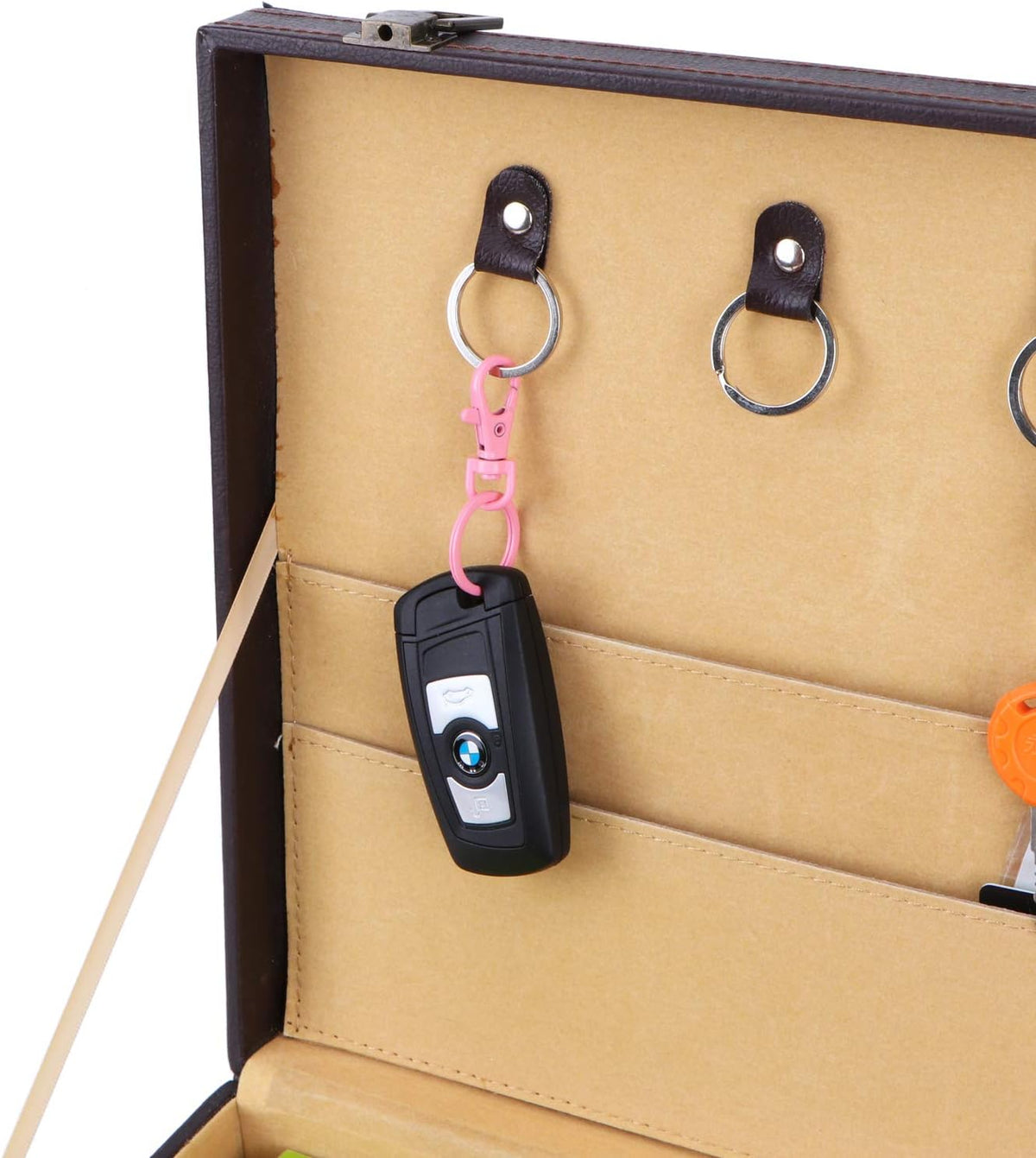 Flat split key rings included in the Samloo 5-set craft kit