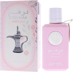 Kikiluna Beauty unisex fragrance bottle close up