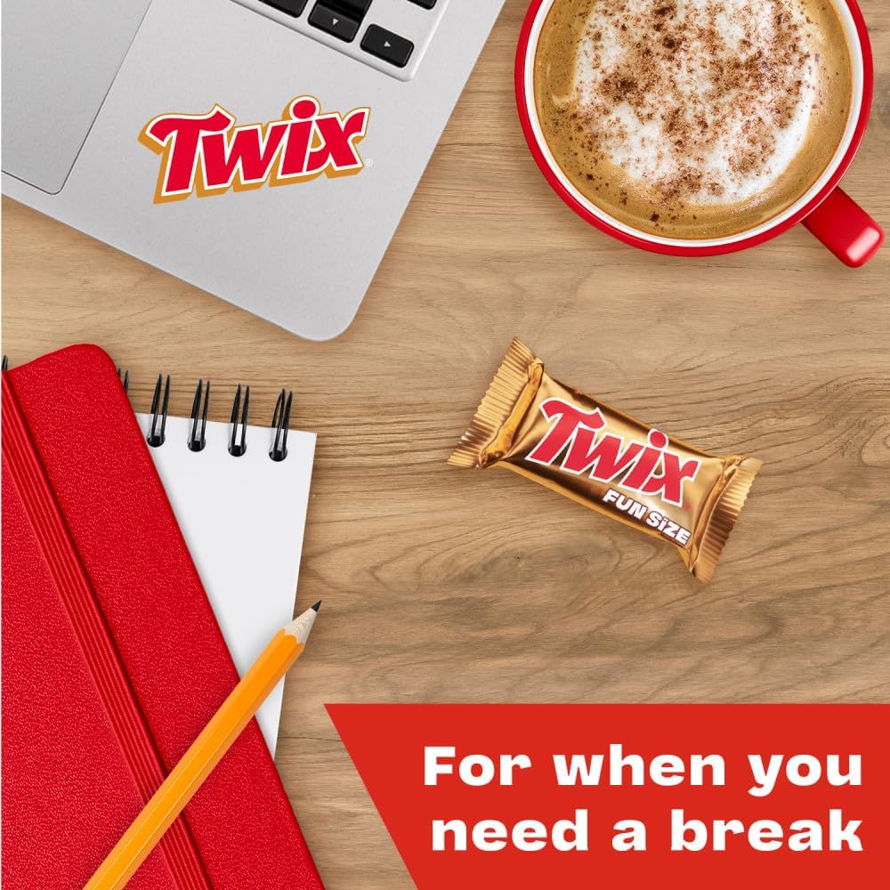 Twix fun size caramel cookie milk chocolate snacks close up