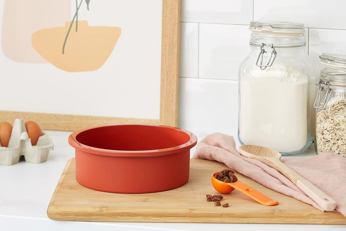 Silikomart 7-Inch Silicone Classic Collection Cake Pan packaging and branding