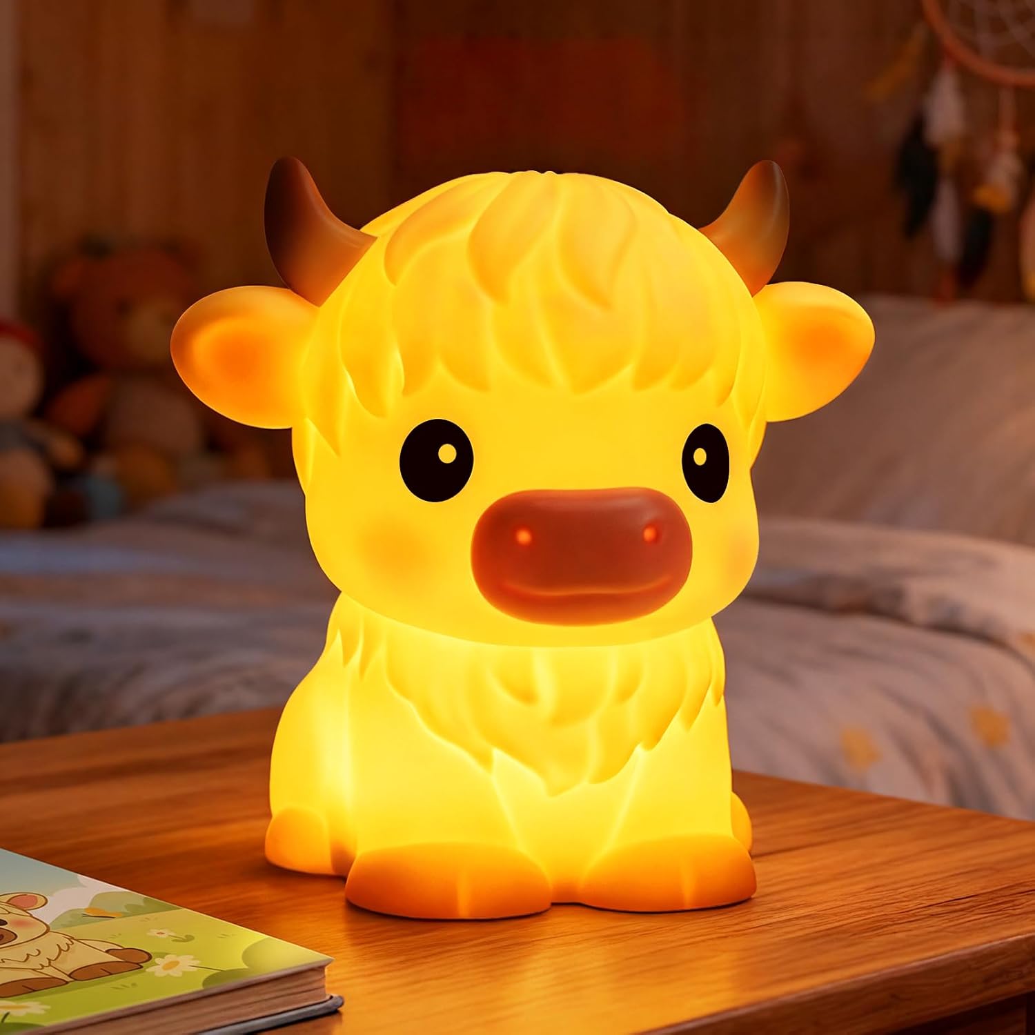 Mewaii Huggwaii Highland Cow Night Light front view