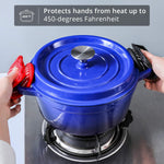 Leadiy skillet handle holder slipped onto a cast iron pan handle