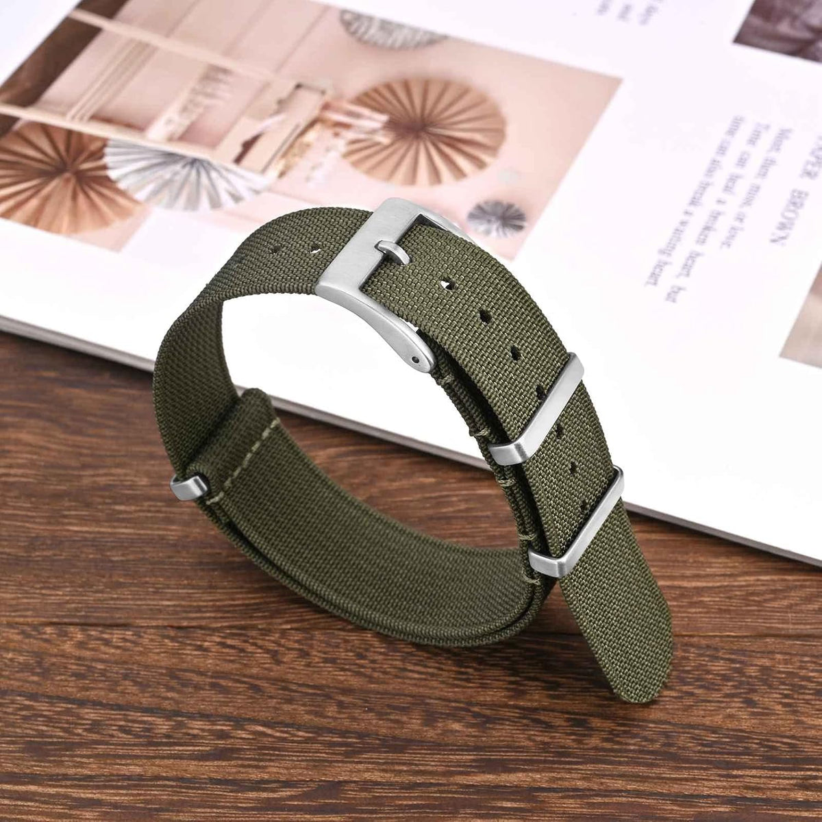 ANNEFIT breathable nylon watch strap packaging layout
