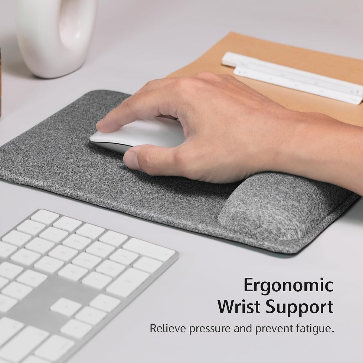 SenseAGE ergonomic mouse pad air mesh surface close-up