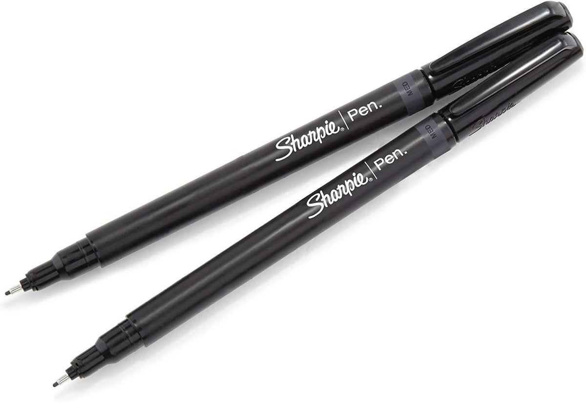 Sharpie 0.8mm medium point writing tip close up
