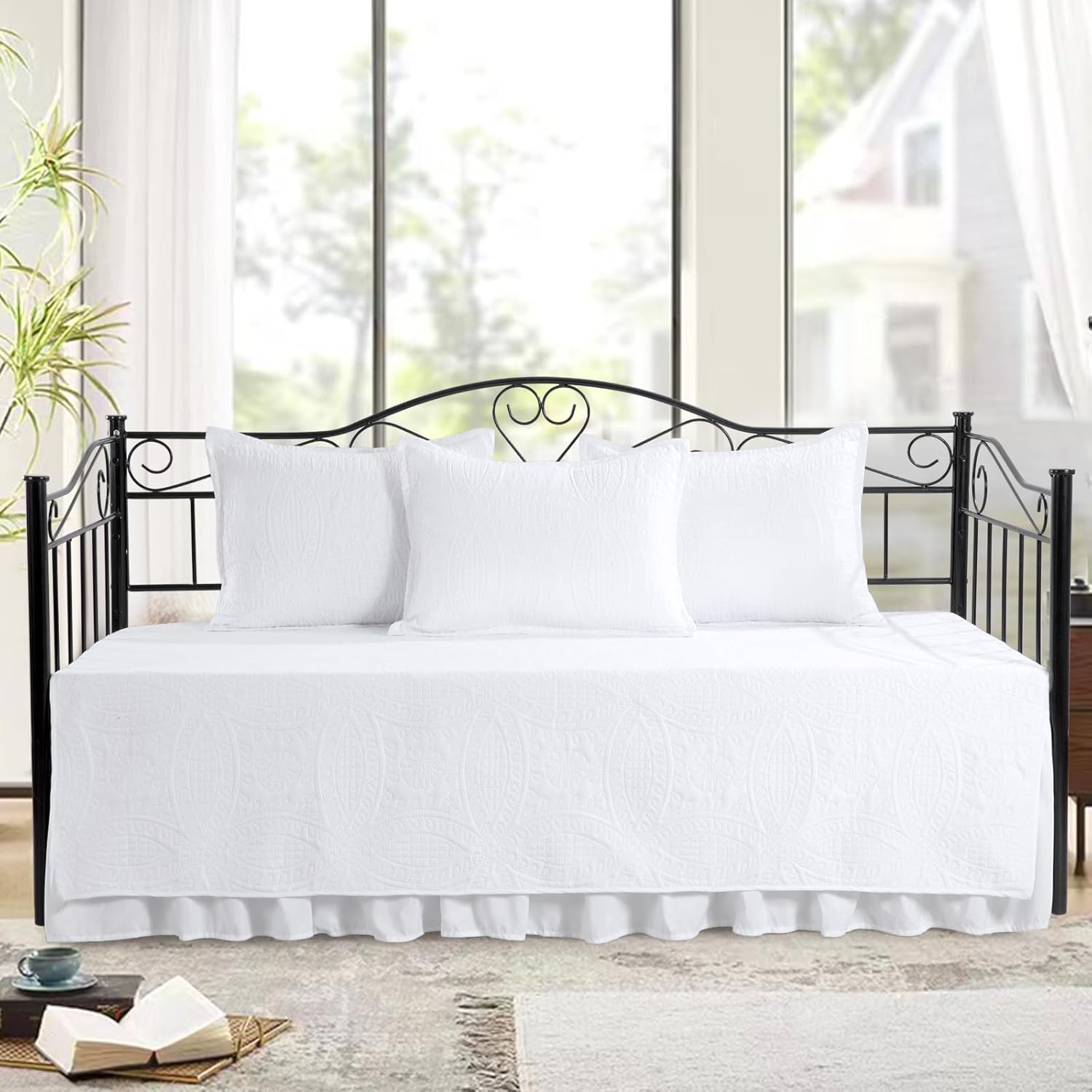 Hombys twin size daybed bedding set in pure white with coin pattern front view