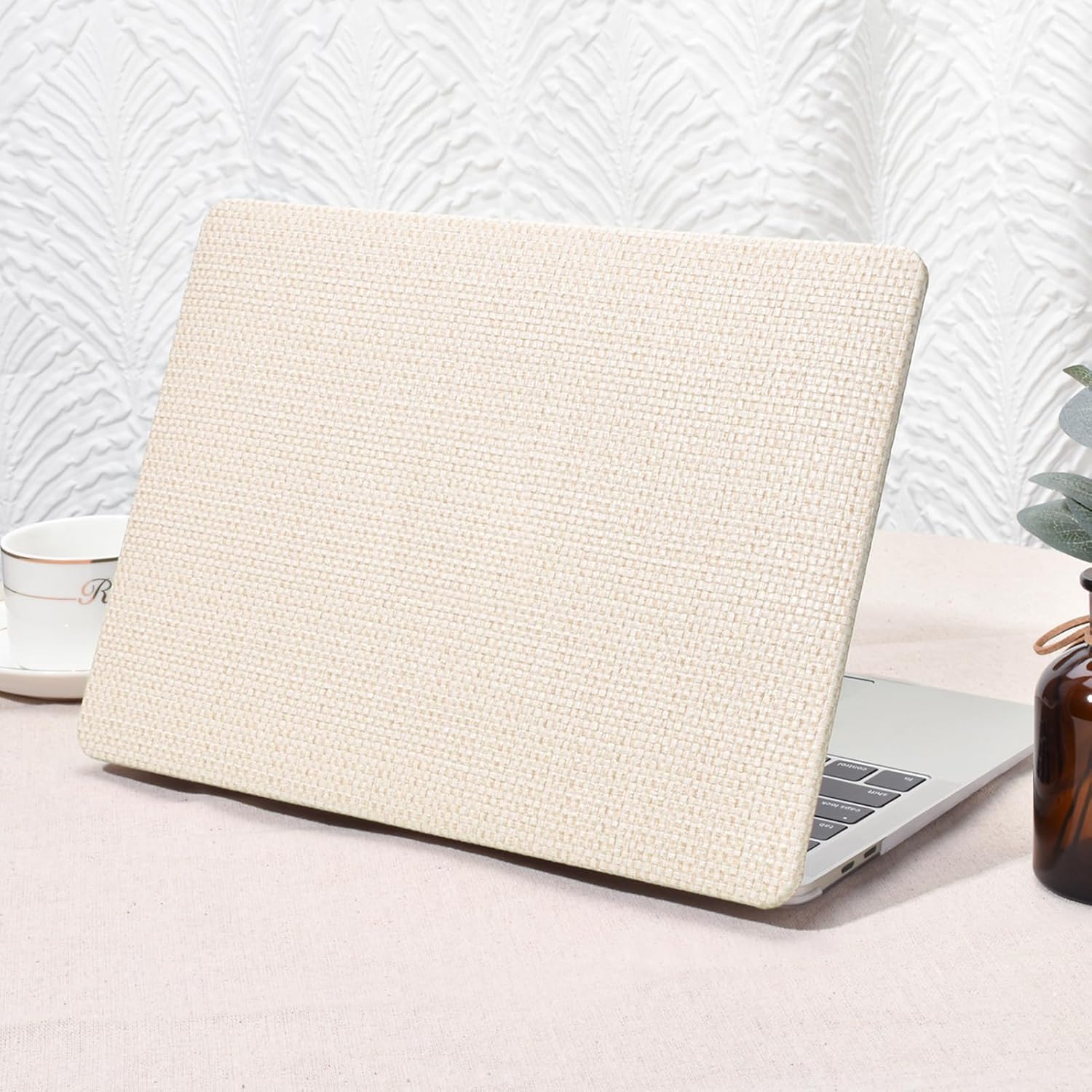 Seorsok MacBook Air 13 inch beige woven fabric case front view protecting a laptop