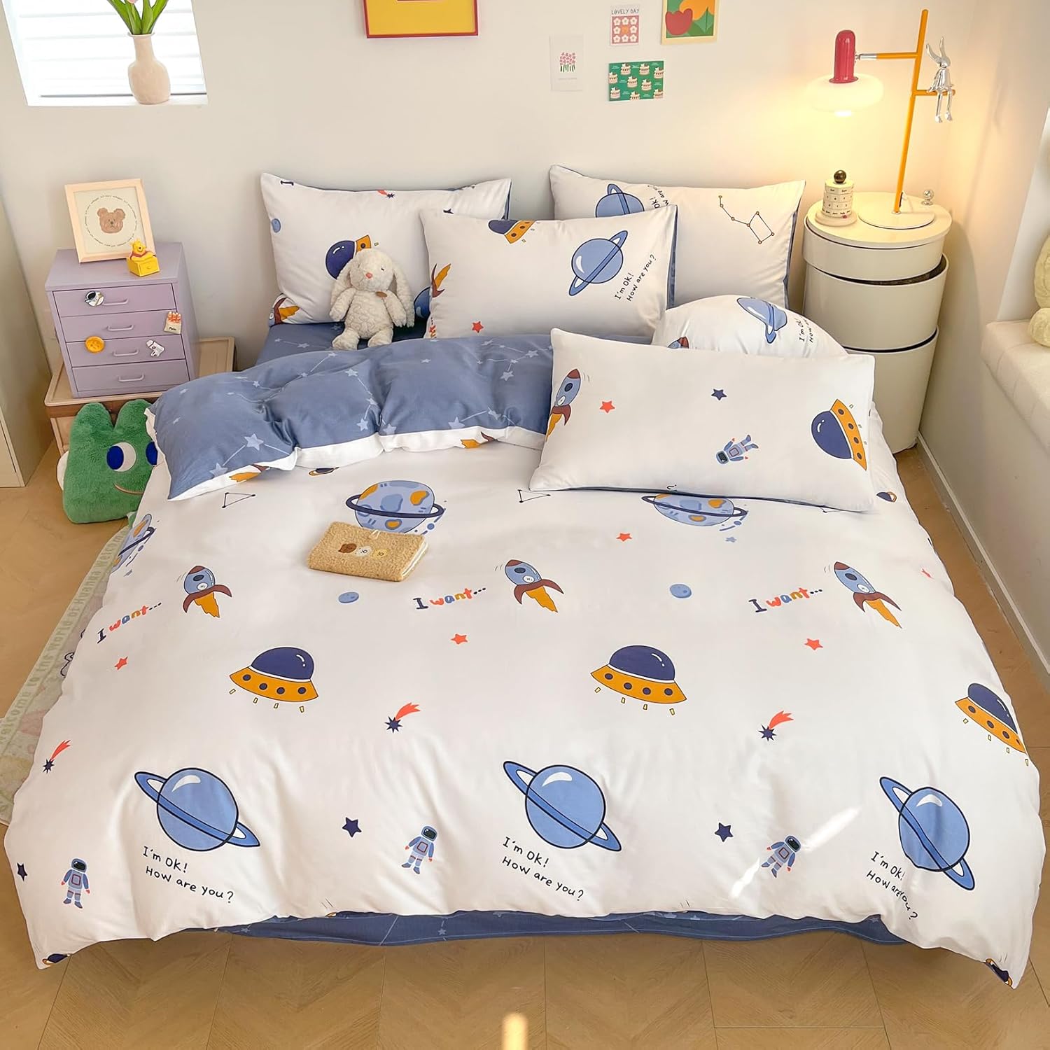 LIWHENHAO Space Duvet Cover Set Queen front view showing cartoon astronaut print on white cotton bedding