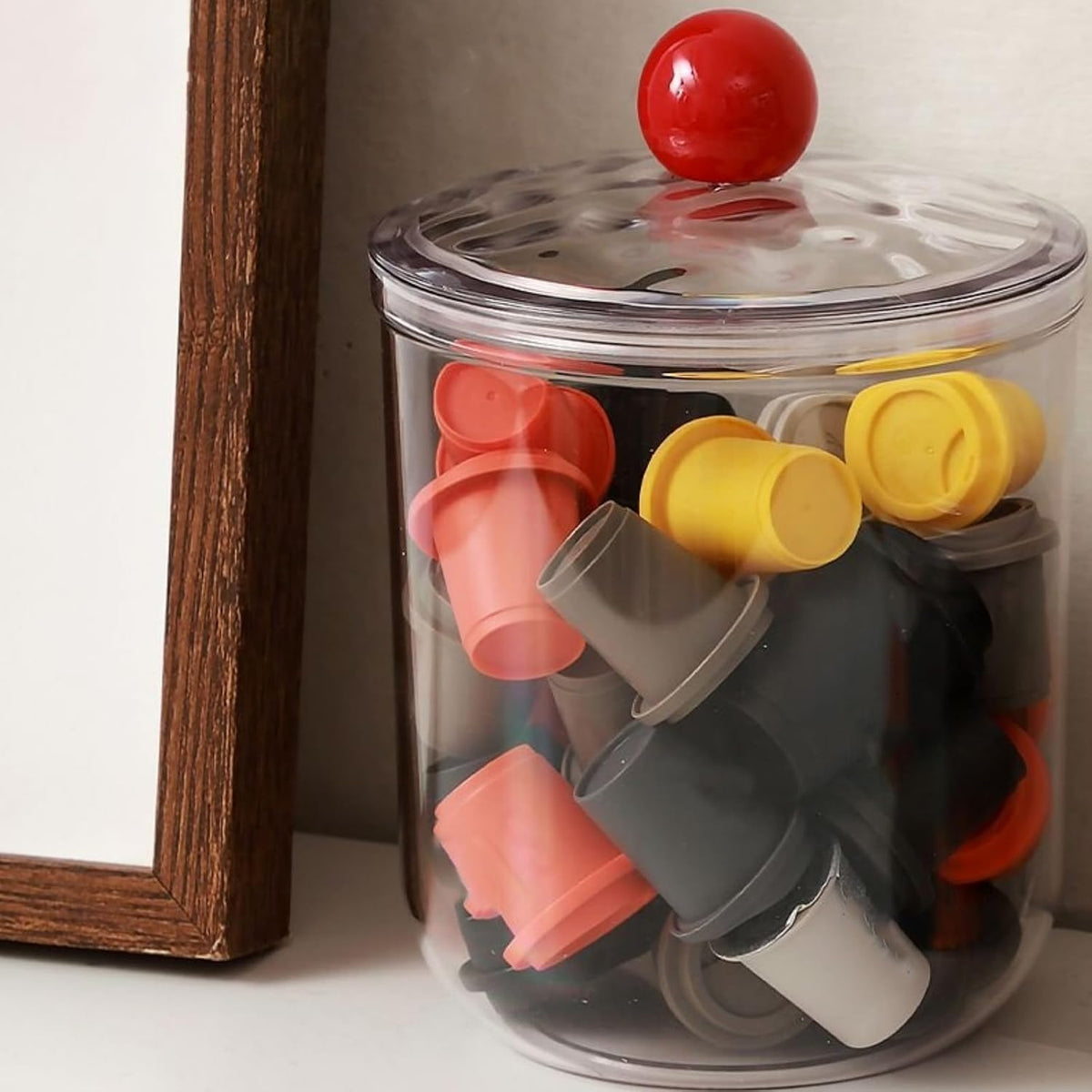 Nagpew apothecary container showing transparent body