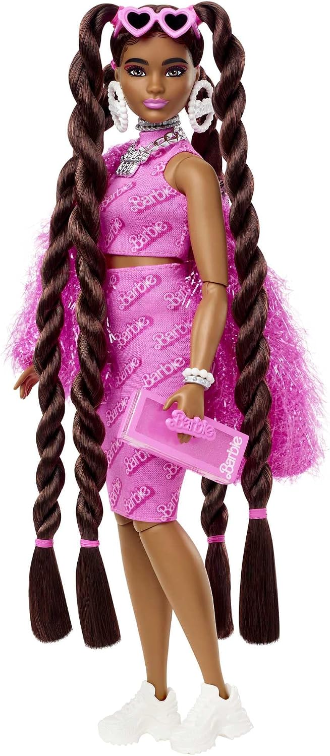 Full Barbie Extra doll set with all 15 included fashion pieces