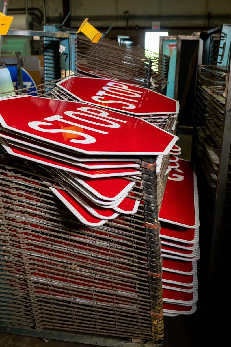 3M prismatic reflective safety sign under bright lighting