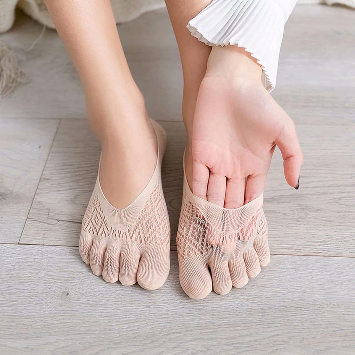 Qauxbul bunion relief toe socks no show low cut design