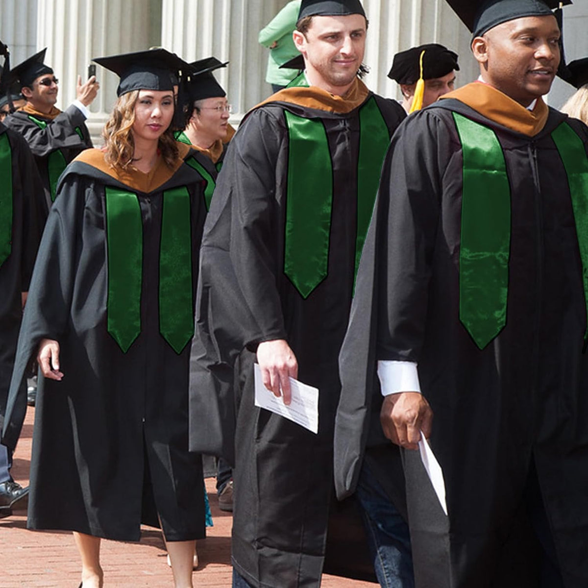 Back view of the graduation stole showing uniform drape.