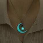 EEQQBZ luminous orb necklace chain detail