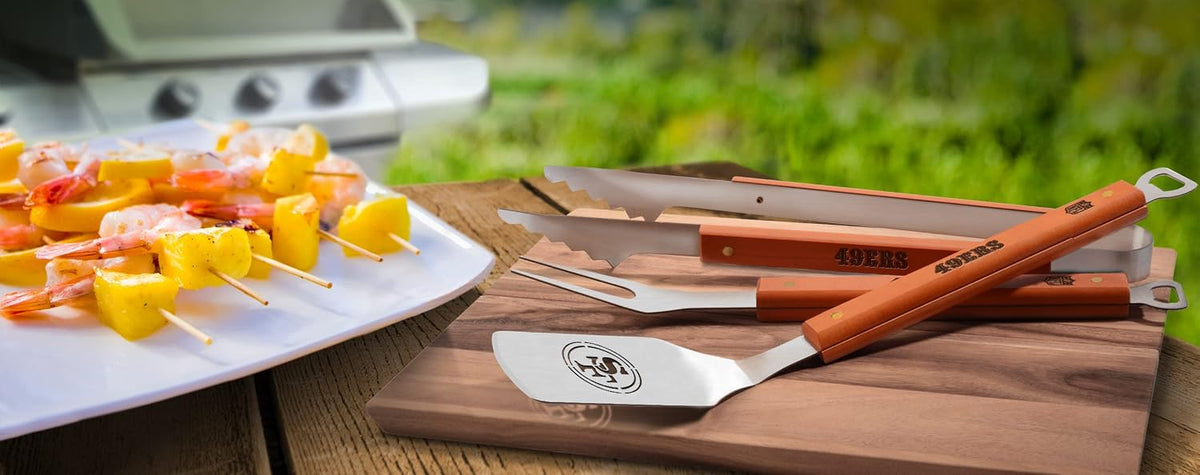 YouTheFan stainless steel Sportula spatula close up