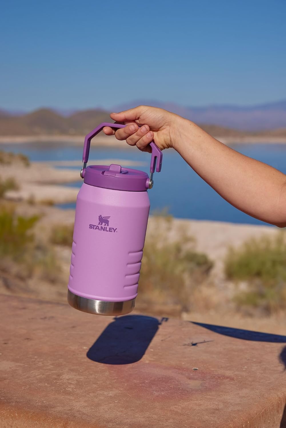 Stanley IceFlow travel jug showcasing the built-in fence hook designed for sports and outdoor activities.